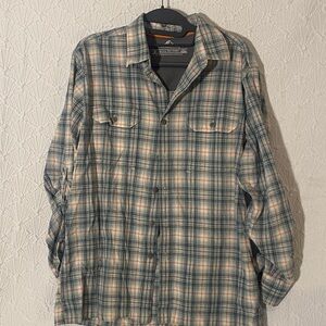 Croft & Barrow Quick-Dry Shirt Medium Men’s Active Casual Unassuming